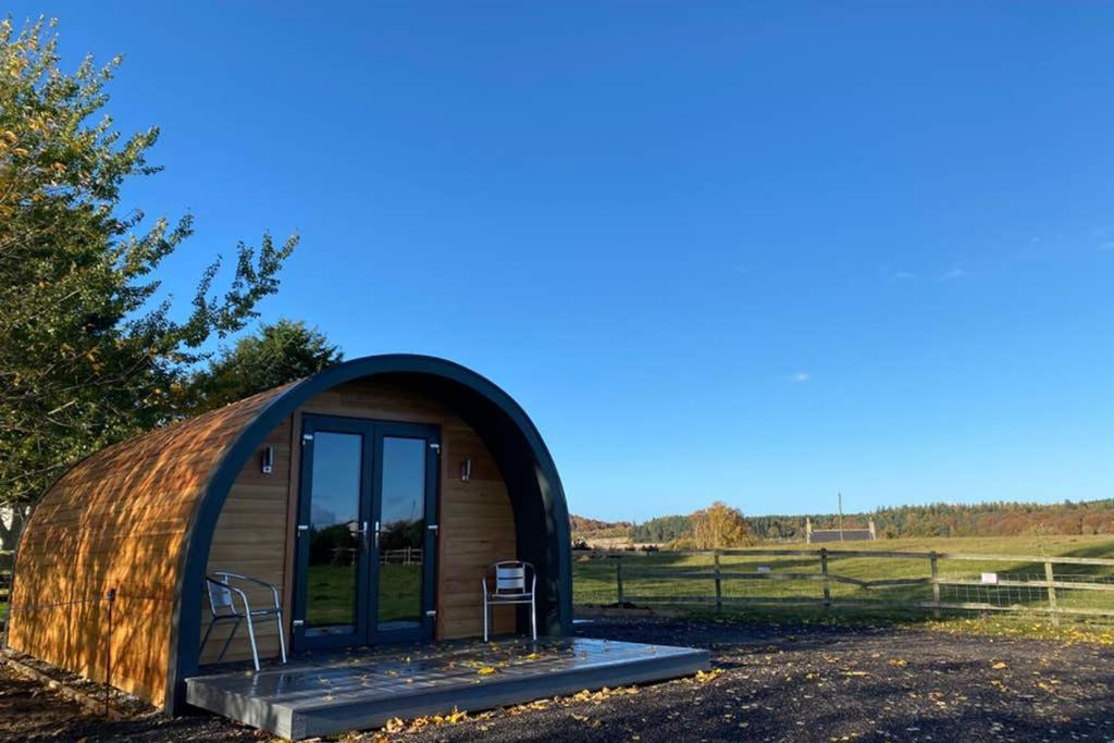 Glampods Glamping Pod - Meet Highland Cows And Sheep Elgin Villa Екстериор снимка